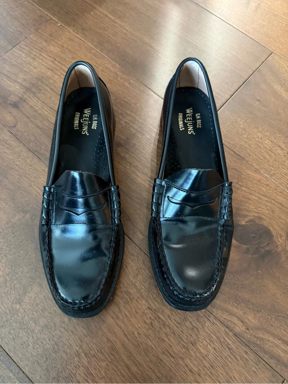 GH Bass Weejuns Men's Black Penny Loafers